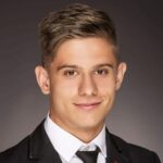 Gergely Holló